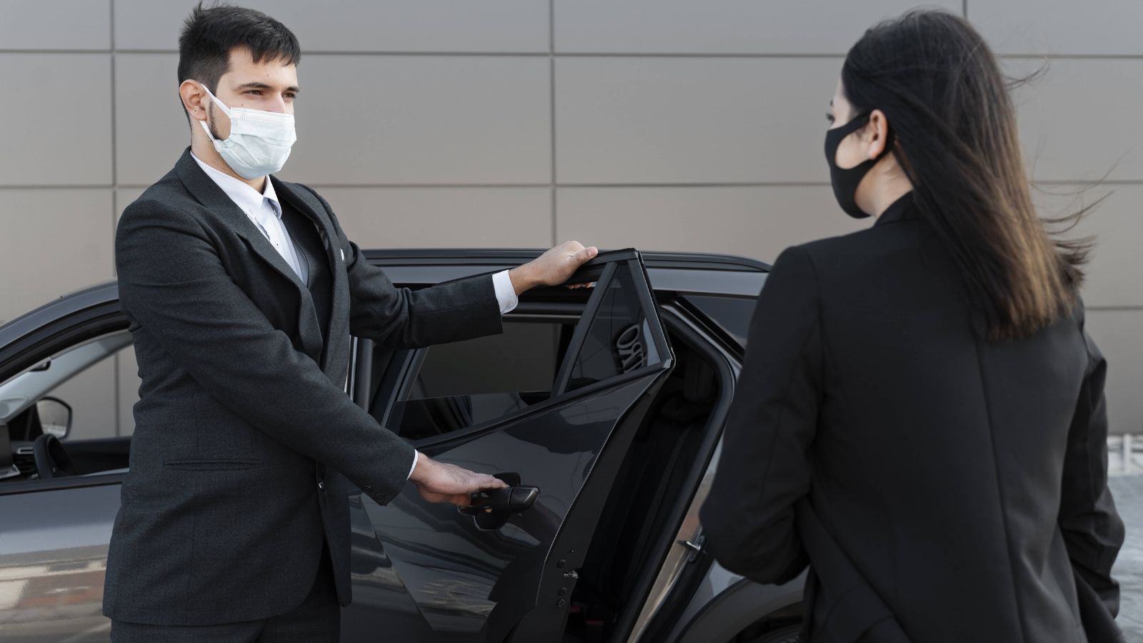 chauffeur car airport transfer